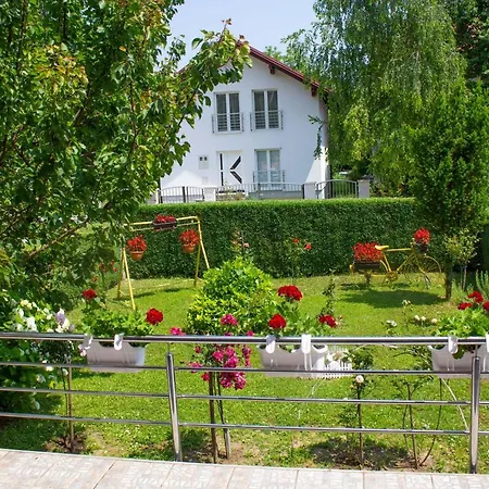 Σπίτι διακοπών Resting House Din *