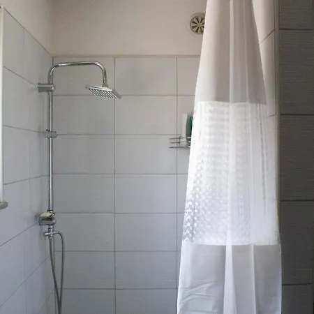 Σπίτι διακοπών Resting House Din *